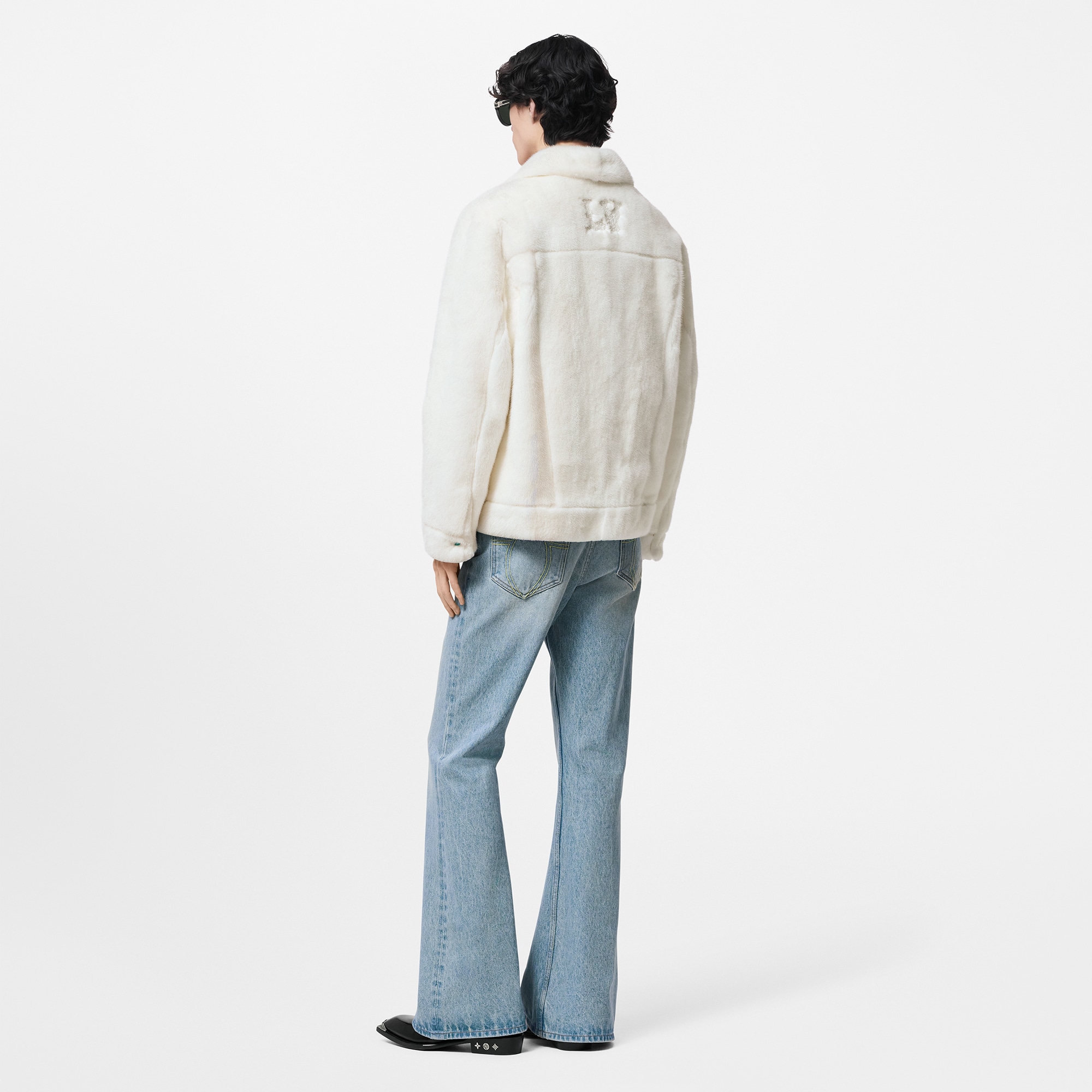  Ready-to-Wear Casacos e Agasalhos Jaqueta Trucker em Vison | Louis Vuitton ® (Zoom no Produto)