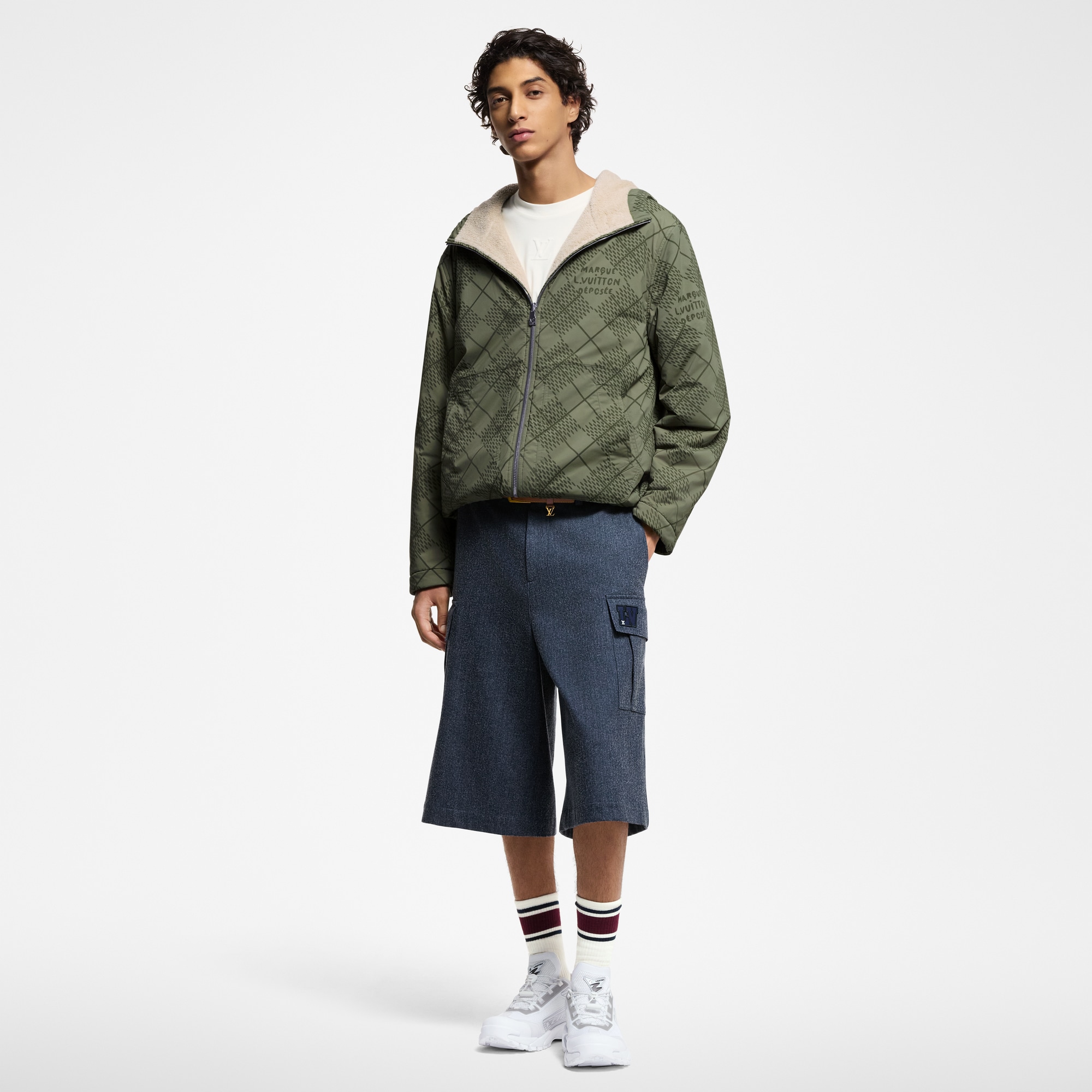  Ready-to-Wear Casacos e Agasalhos Jaqueta Windbreaker em Nylon Reversível e Fleece | Louis Vuitton ® (Zoom no Produto)