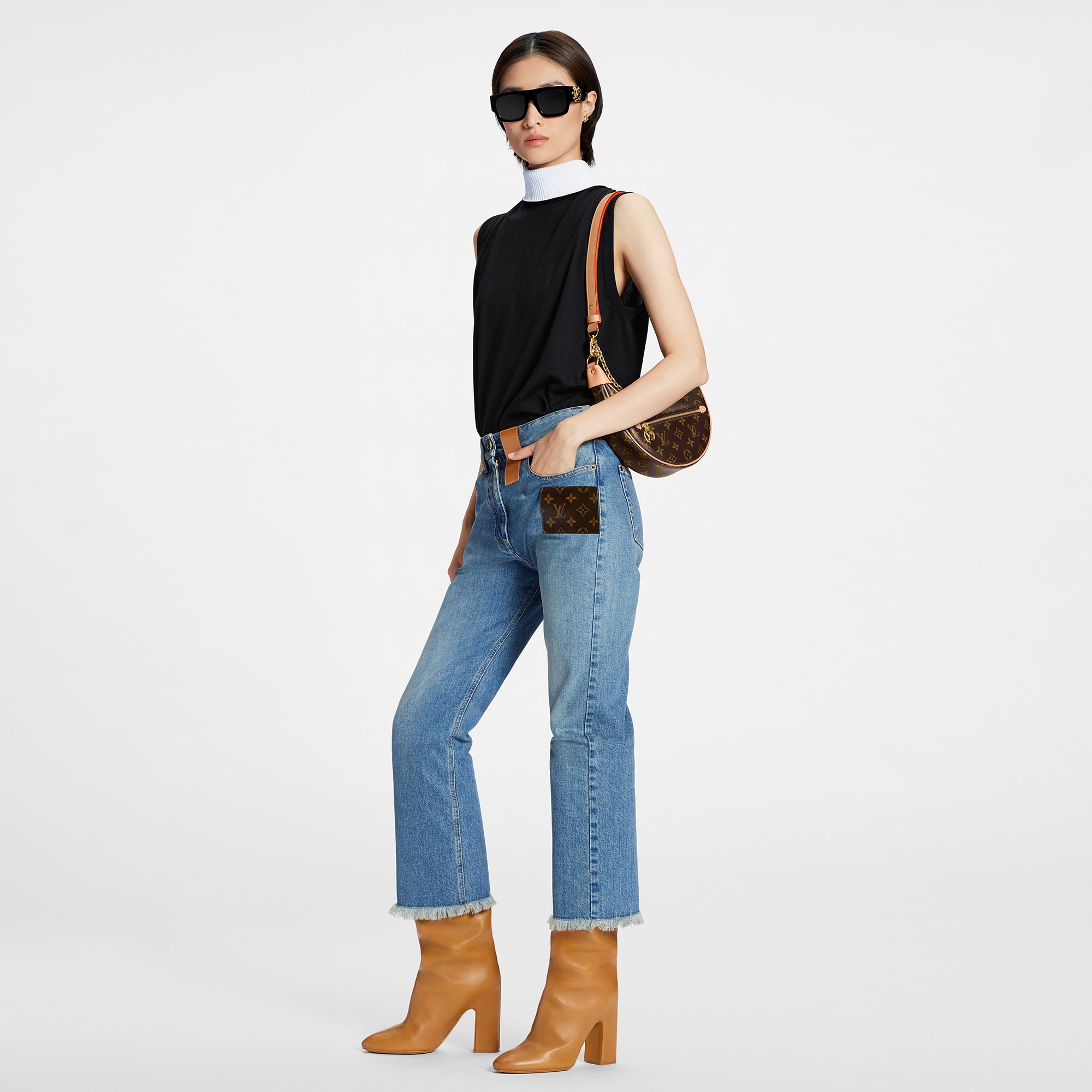  Discontinued Product Obs 7 Jeans com Patch Monogram e Barra Desfiada | Louis Vuitton ® (Zoom no Produto)