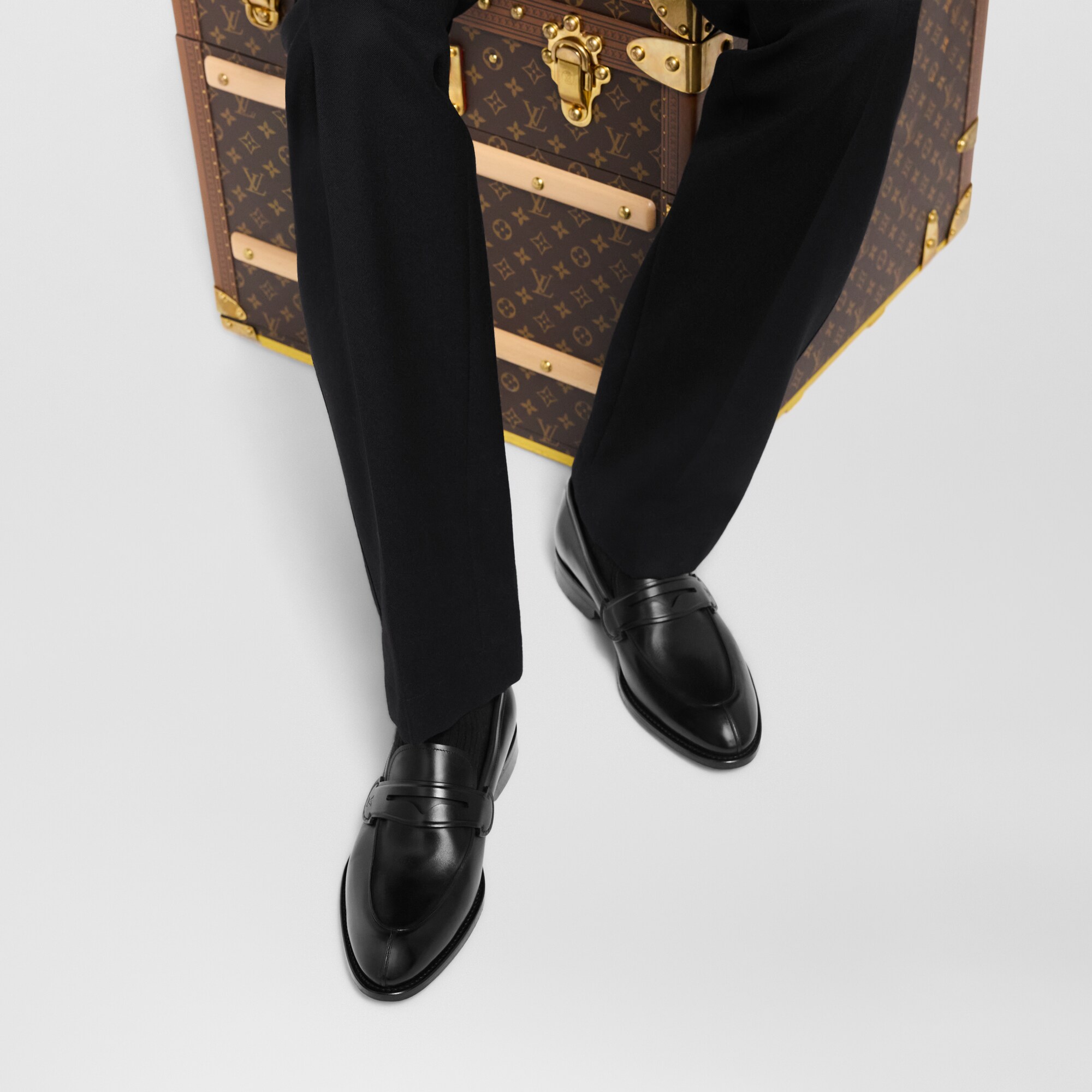  Sapatos Loafers e Mocassins Loafer Sorbonne | Louis Vuitton ® (Zoom no Produto)