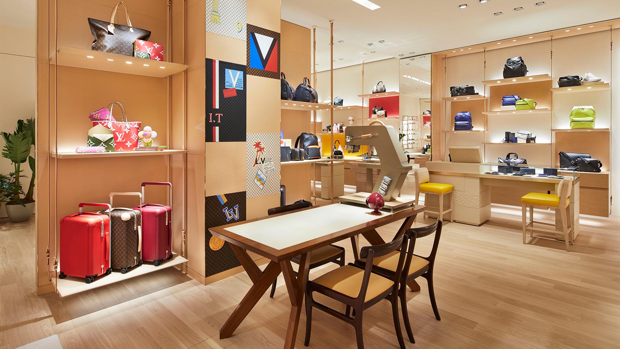 Loja Louis Vuitton Bari Italia