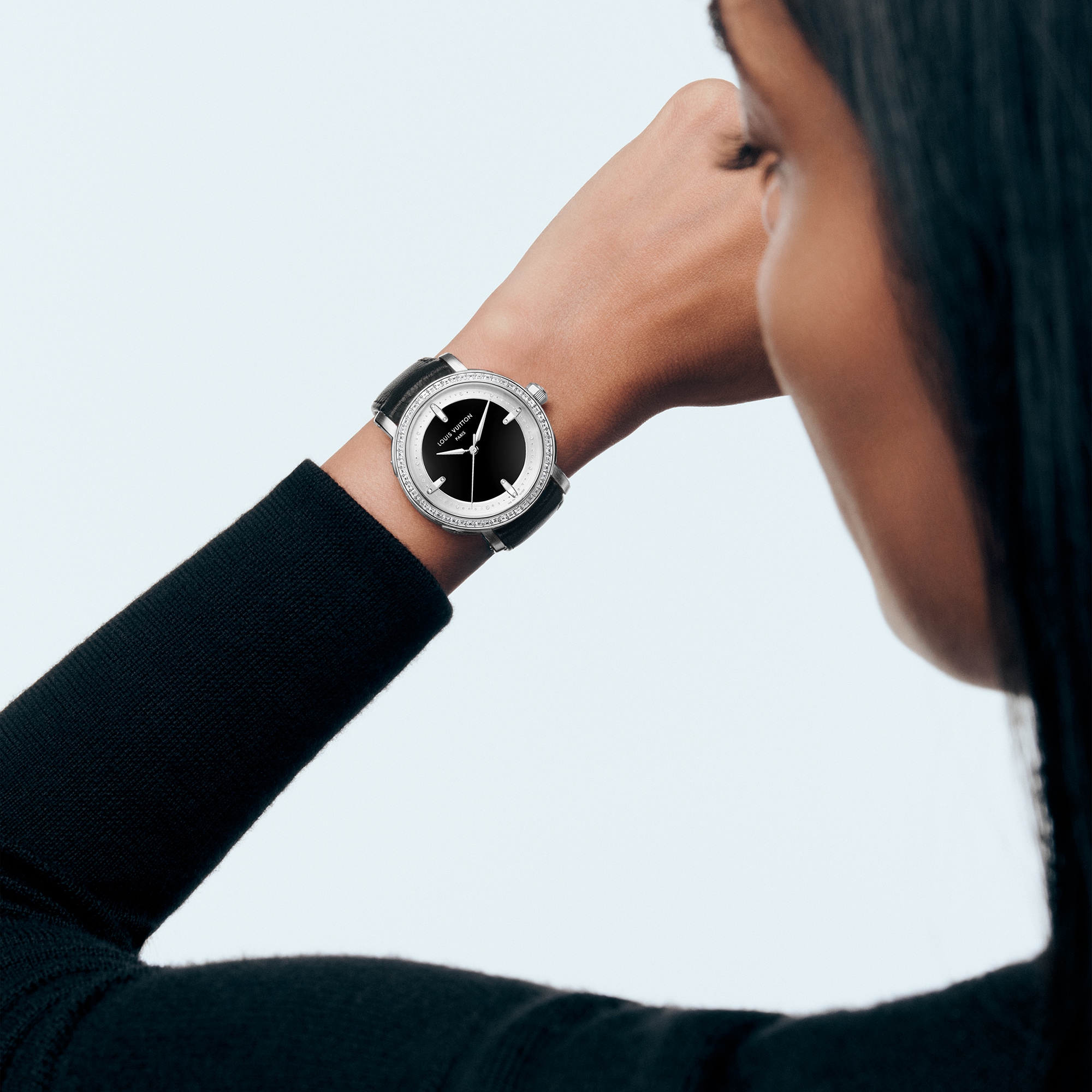  Todos os Relógios } Louis Vuitton Escale, Automatic, 40.5mm, Platinum and diamonds | Louis Vuitton ® (Zoom no Produto)