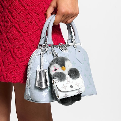 LV Cute Penguin Bag Charm – No Corpo