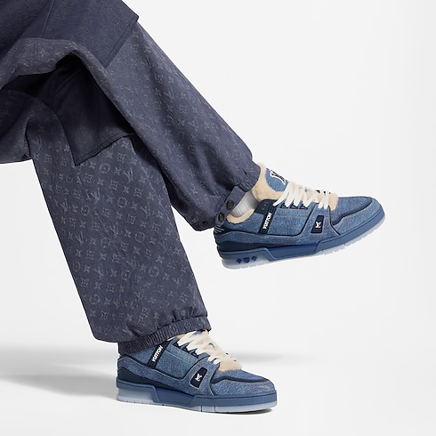 LV Trainer Sneaker – Vista No Corpo (Detalhe)