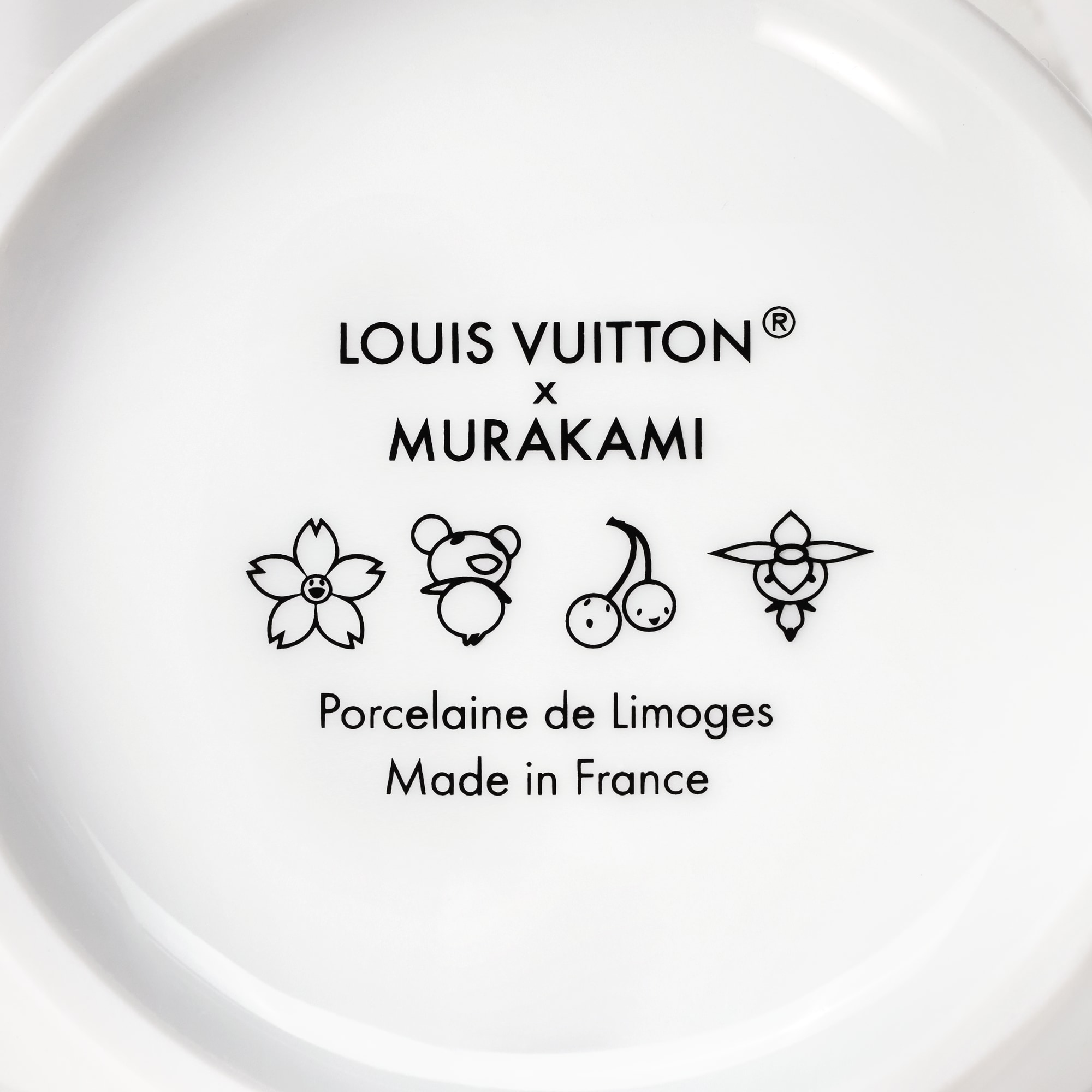 Monogram Cerises Casa e Arte do Jantar Mesa Posta LV x TM Jogo de 2 Xícaras de Chá e Pires | Louis Vuitton ® (Zoom no Produto)