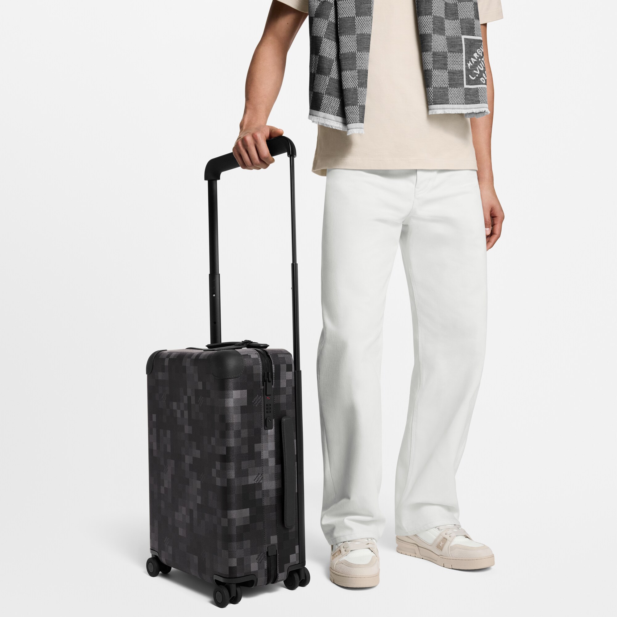 D16 Viagem Malas com Rodas Mala Horizon 55 | Louis Vuitton ® (Zoom no Produto)