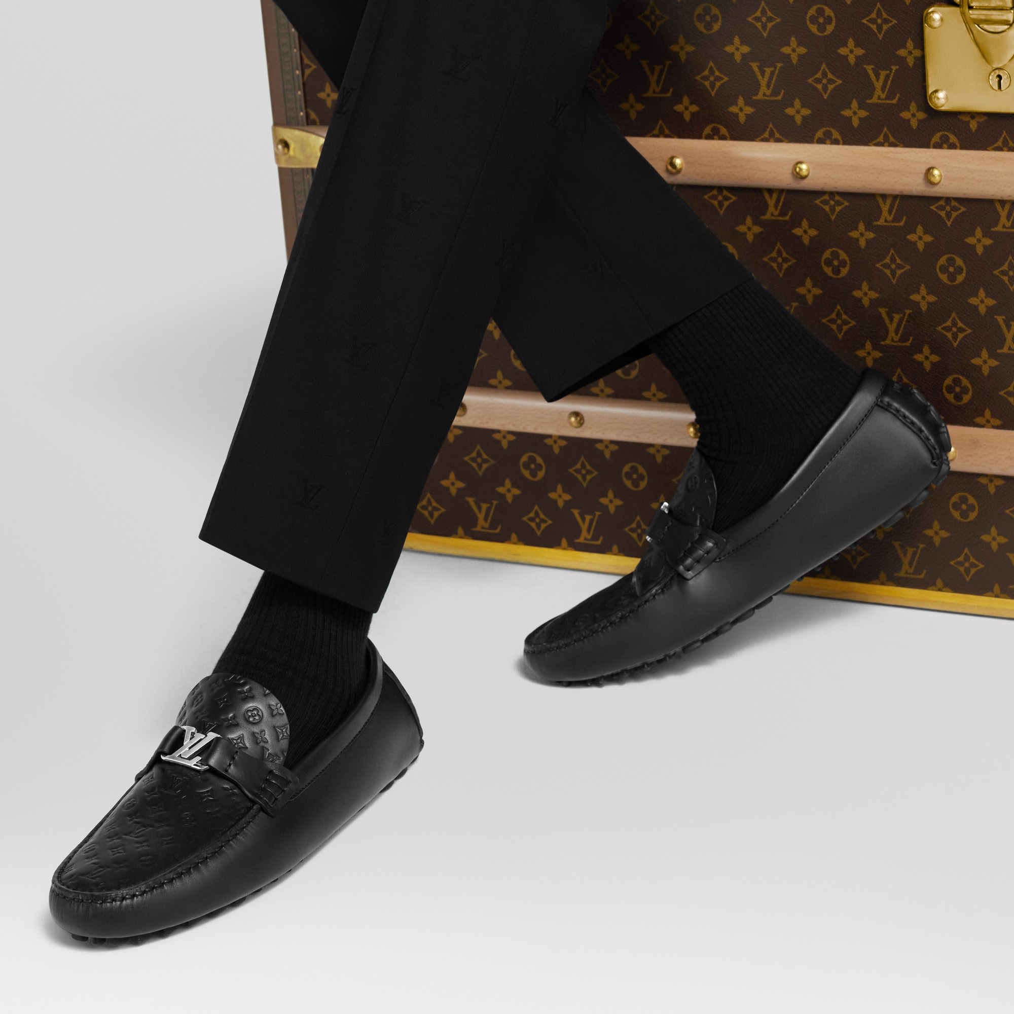  Sapatos Loafers e Mocassins Mocassim LV SiLVerstone | Louis Vuitton ® (Zoom no Produto)
