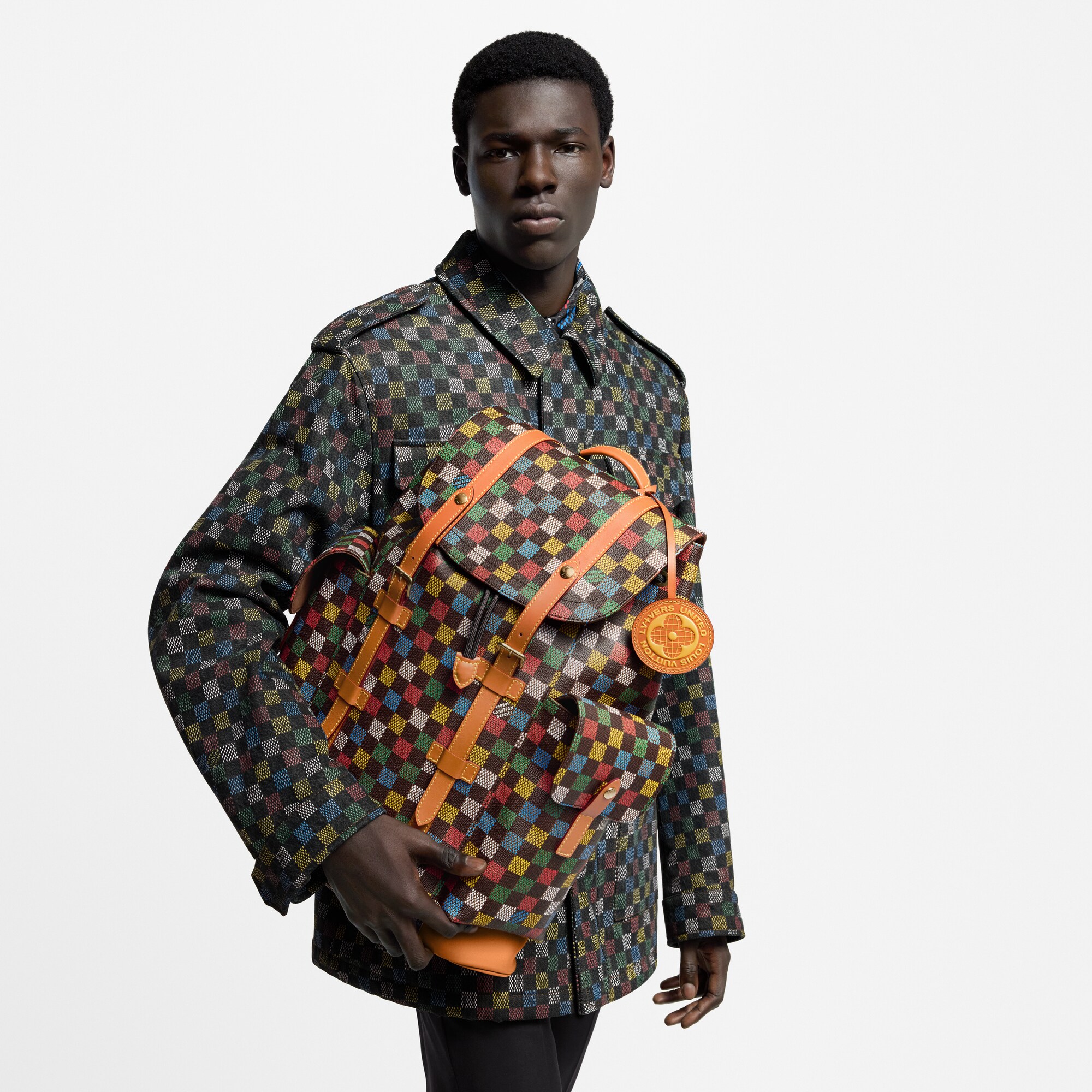 Damier Ébène Bolsas Masculinas Ícones LV Mochila Christopher MM | Louis Vuitton ® (Zoom no Produto)