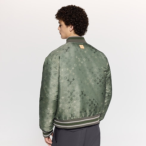Ready-to-Wear Casacos e Agasalhos Monogram Bomber | Louis Vuitton ® (Zoom no Produto)