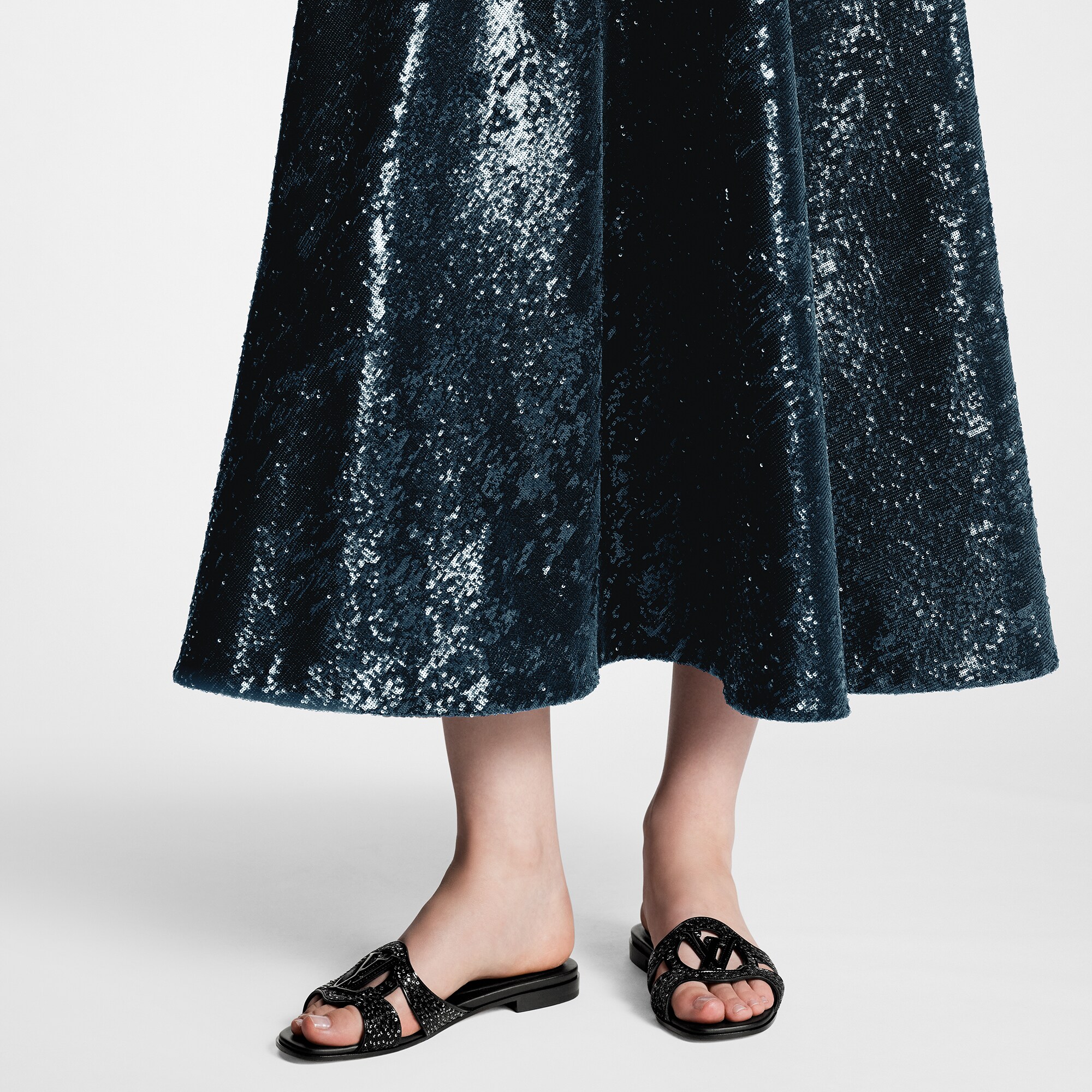  Sapatos Mules e Chinelos Mule LV Isola | Louis Vuitton ® (Zoom no Produto)