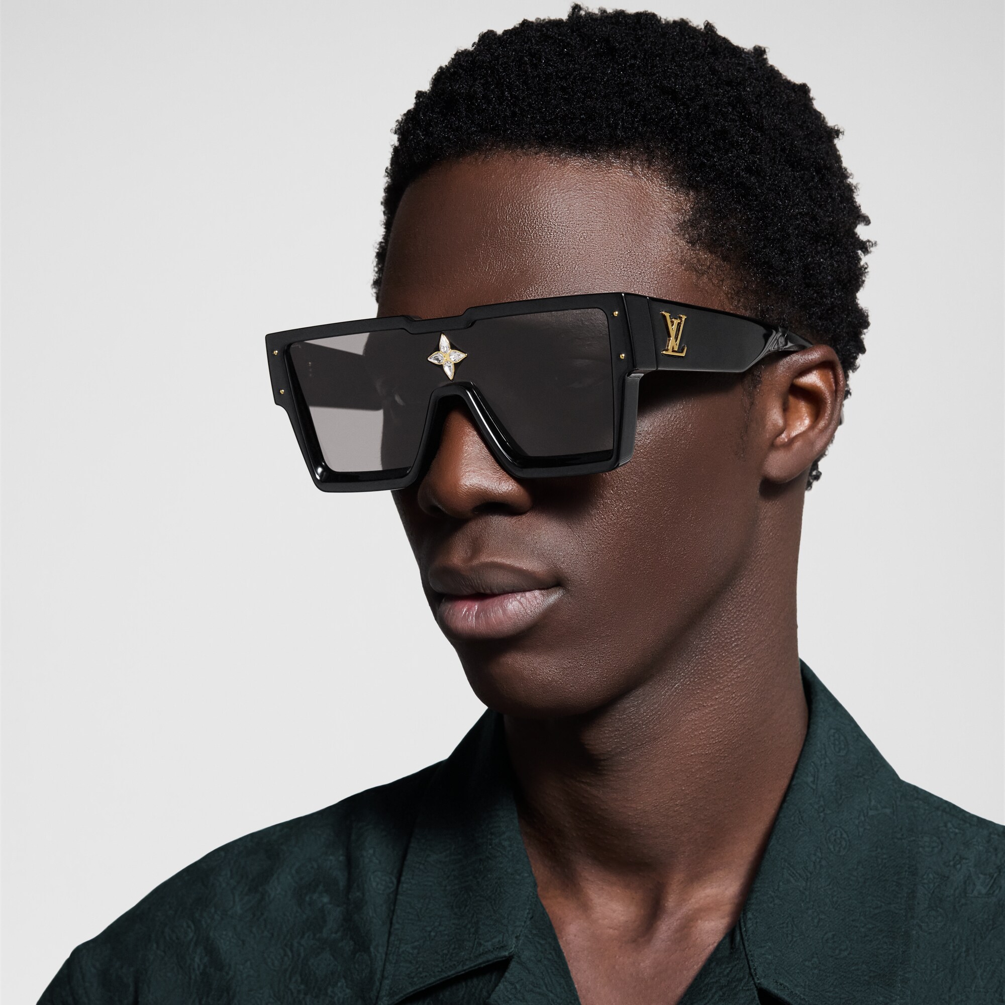 S00 Acessórios Óculos de Sol Óculos de Sol Cyclone | Louis Vuitton ® (Zoom no Produto)