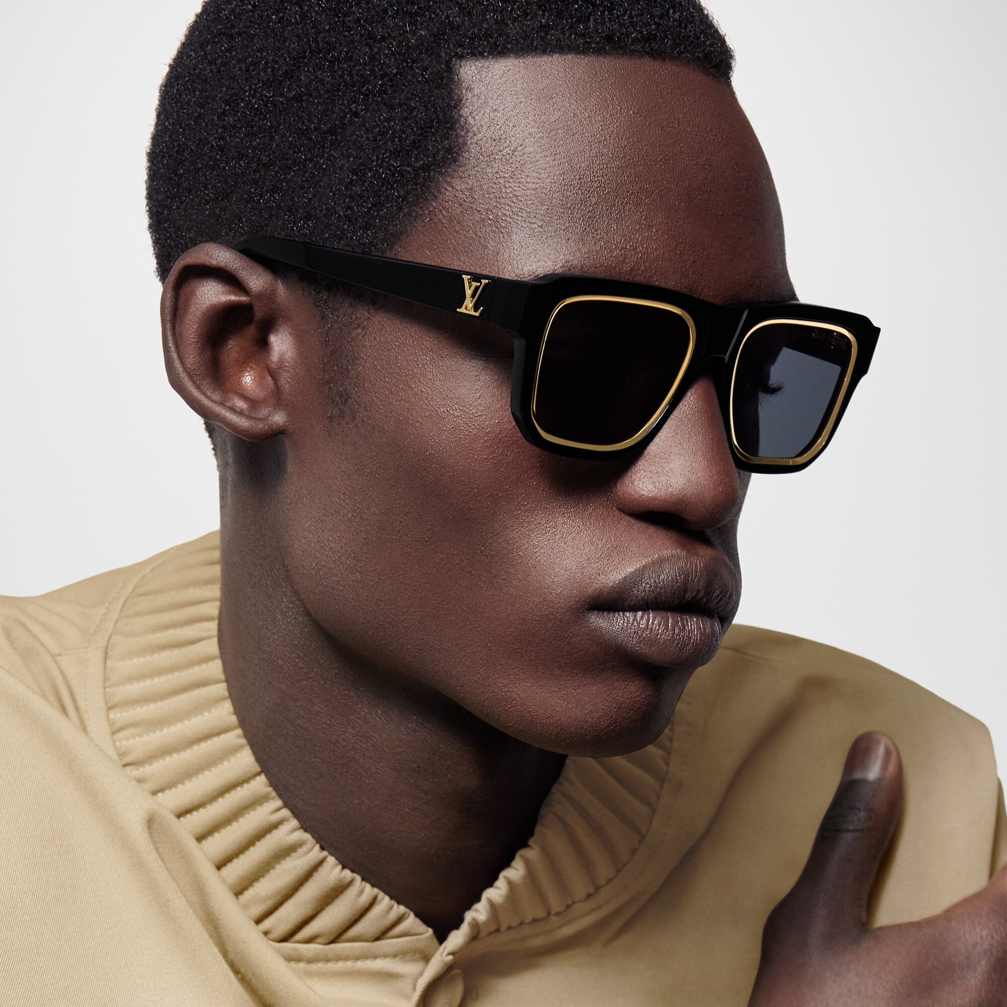 S00 Acessórios Óculos de Sol Óculos de Sol Quadrados Grandes LV Legacy | Louis Vuitton ® (Zoom no Produto)