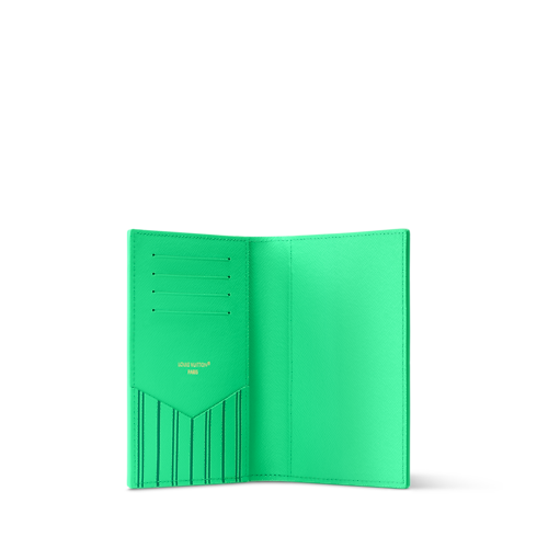 H33 Carteiras Porta-Cartões e Chaveiros Passport Cover | Louis Vuitton ® (Zoom no Produto)