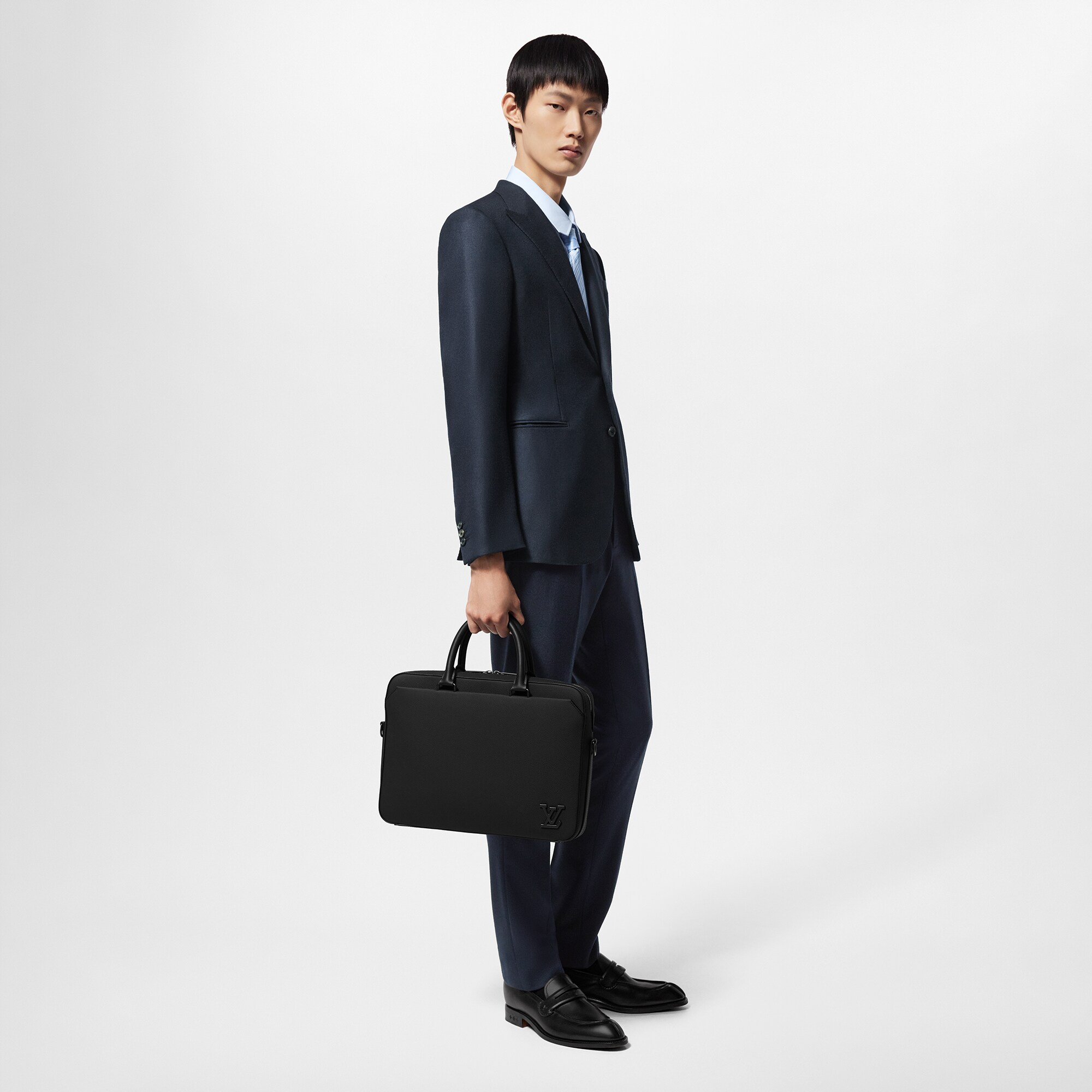 LV Aerogram Bolsas All Collections Pasta Pilot | Louis Vuitton ® (Zoom no Produto)