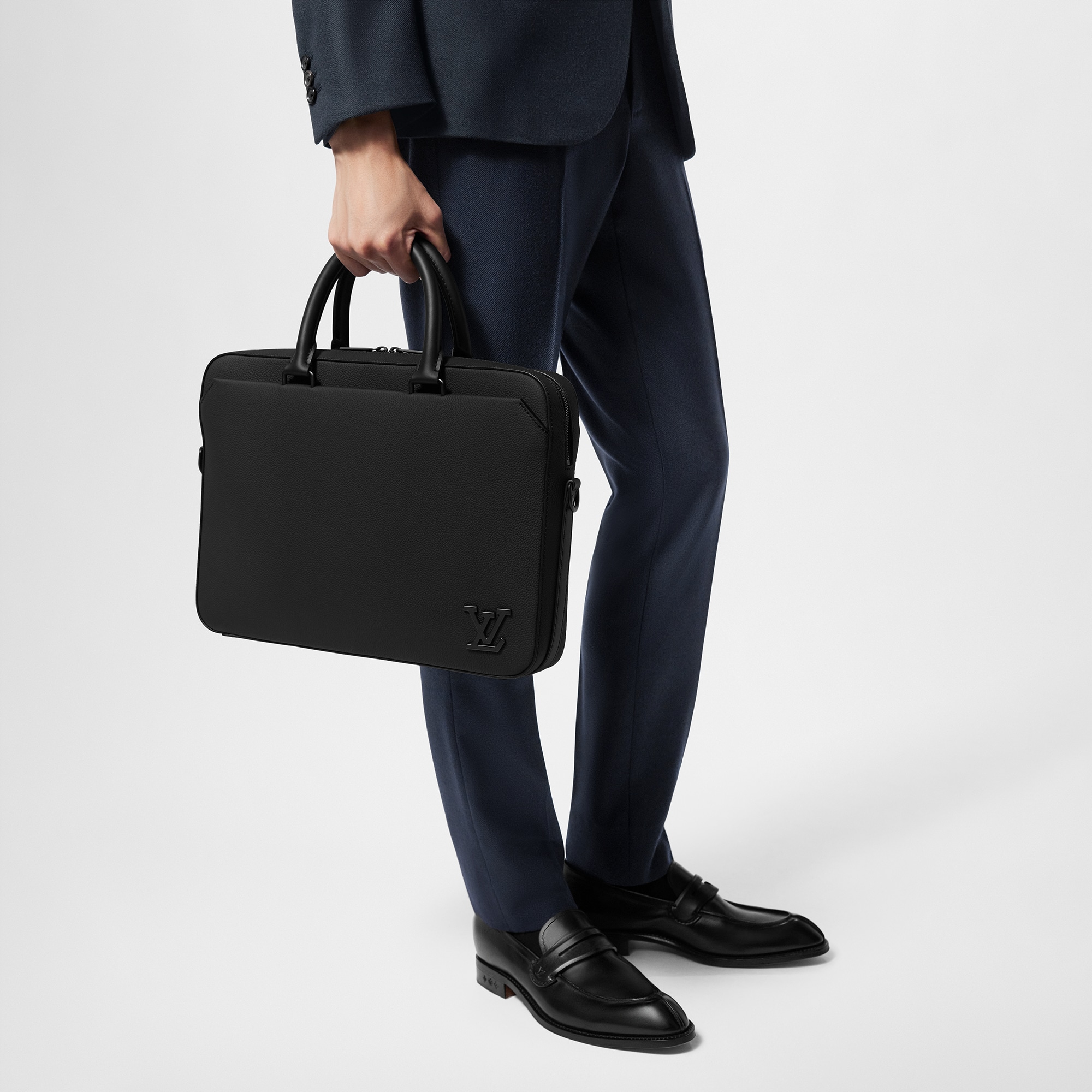 LV Aerogram Bolsas All Collections Pasta Pilot | Louis Vuitton ® (Zoom no Produto)