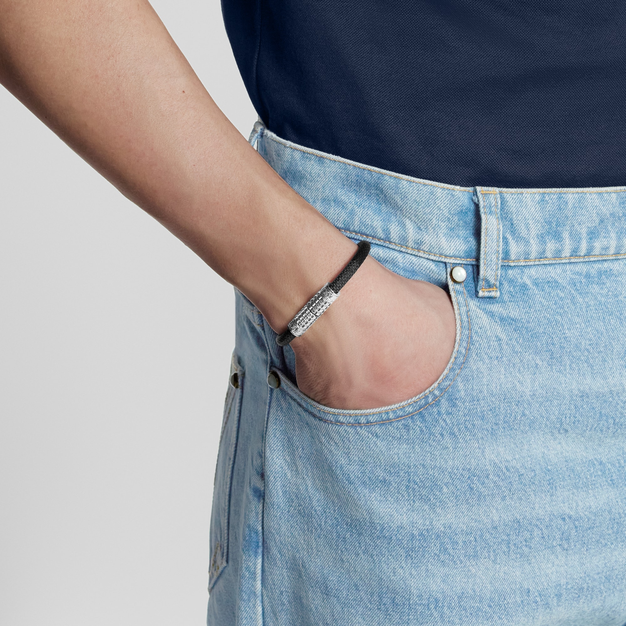 Damier Graphite Fashion Jewelry Bijuterias Finas Pulseira Digit | Louis Vuitton ® (Zoom no Produto)