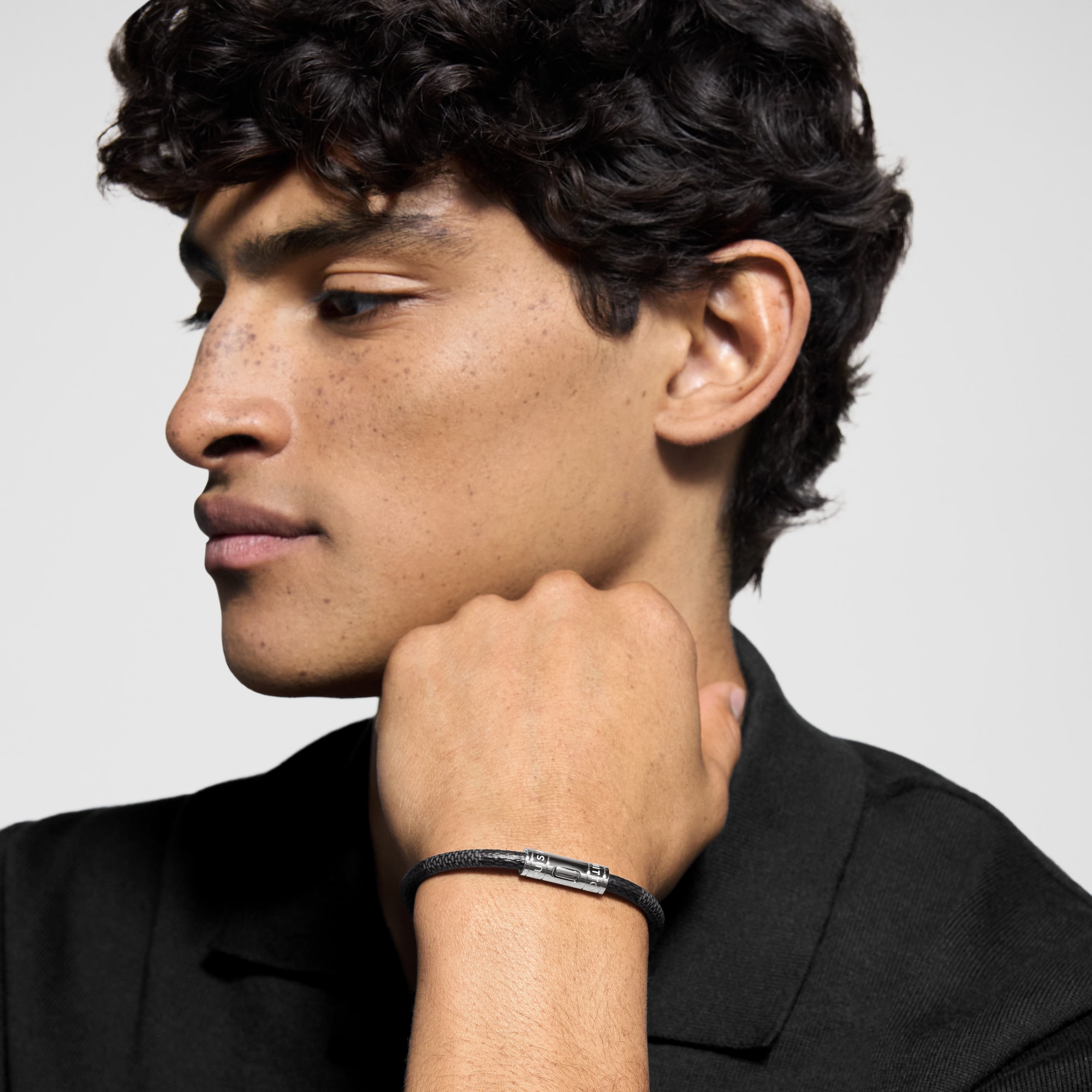 Damier Graphite Fashion Jewelry Bijuterias Finas Pulseira Keep It | Louis Vuitton ® (Zoom no Produto)