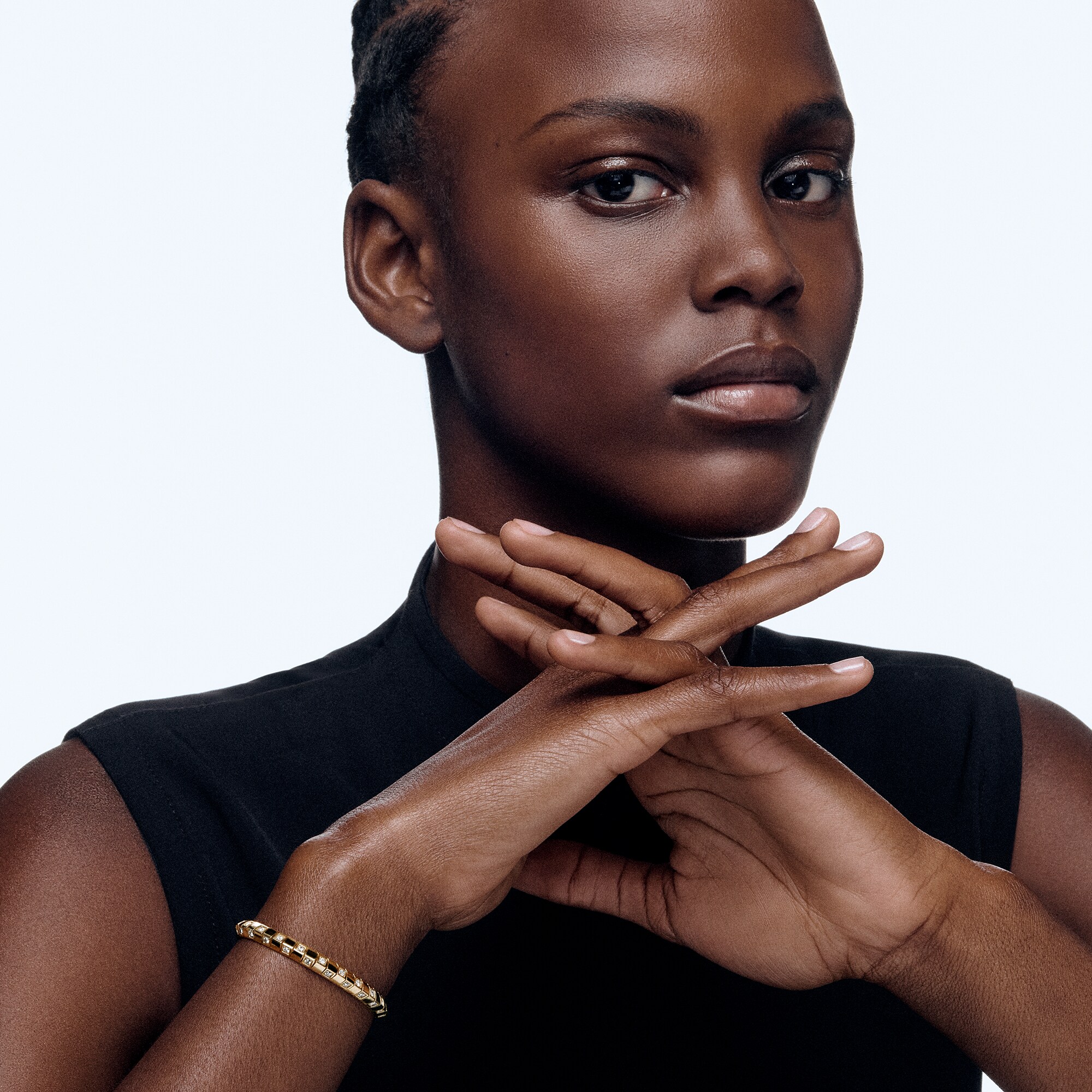  Categorias Pulseiras Pulseira Le Damier de Louis Vuitton em Ouro Amarelo e Diamantes | Louis Vuitton ® (Zoom no Produto)