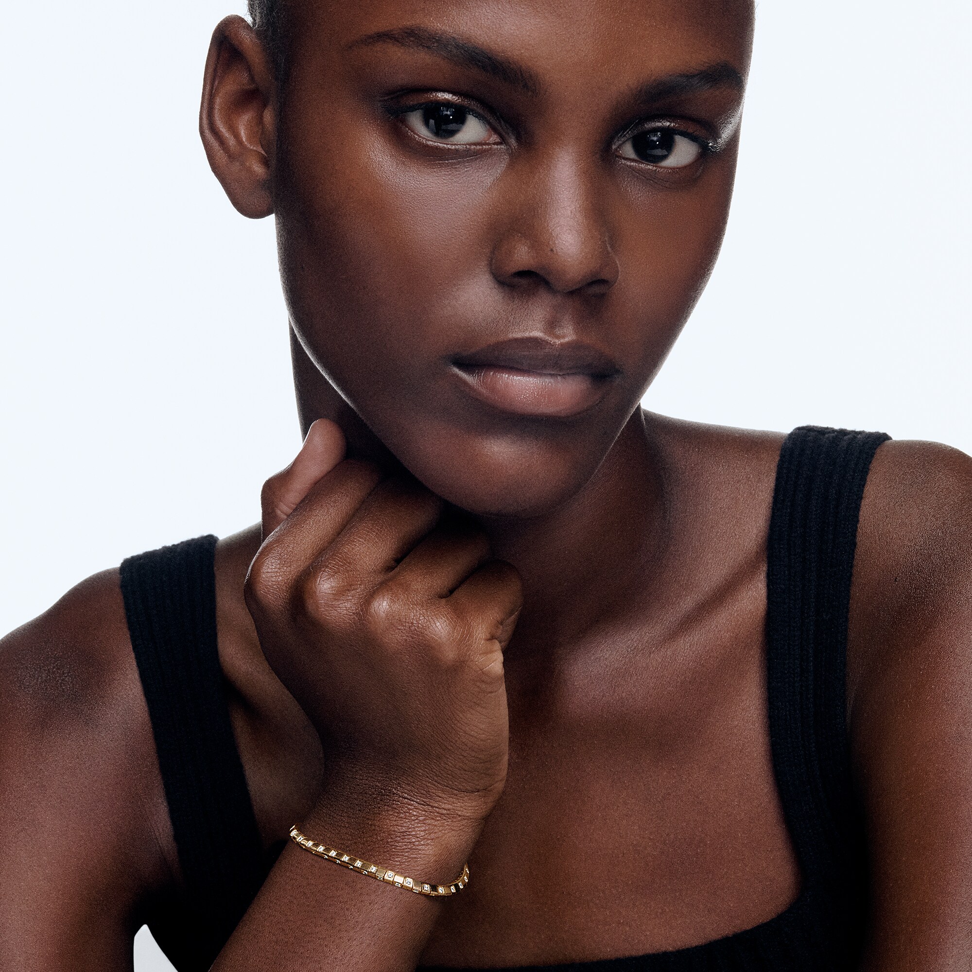  Categorias Pulseiras Pulseira Le Damier de Louis Vuitton Pequena em Ouro Amarelo e Diamantes | Louis Vuitton ® (Zoom no Produto)