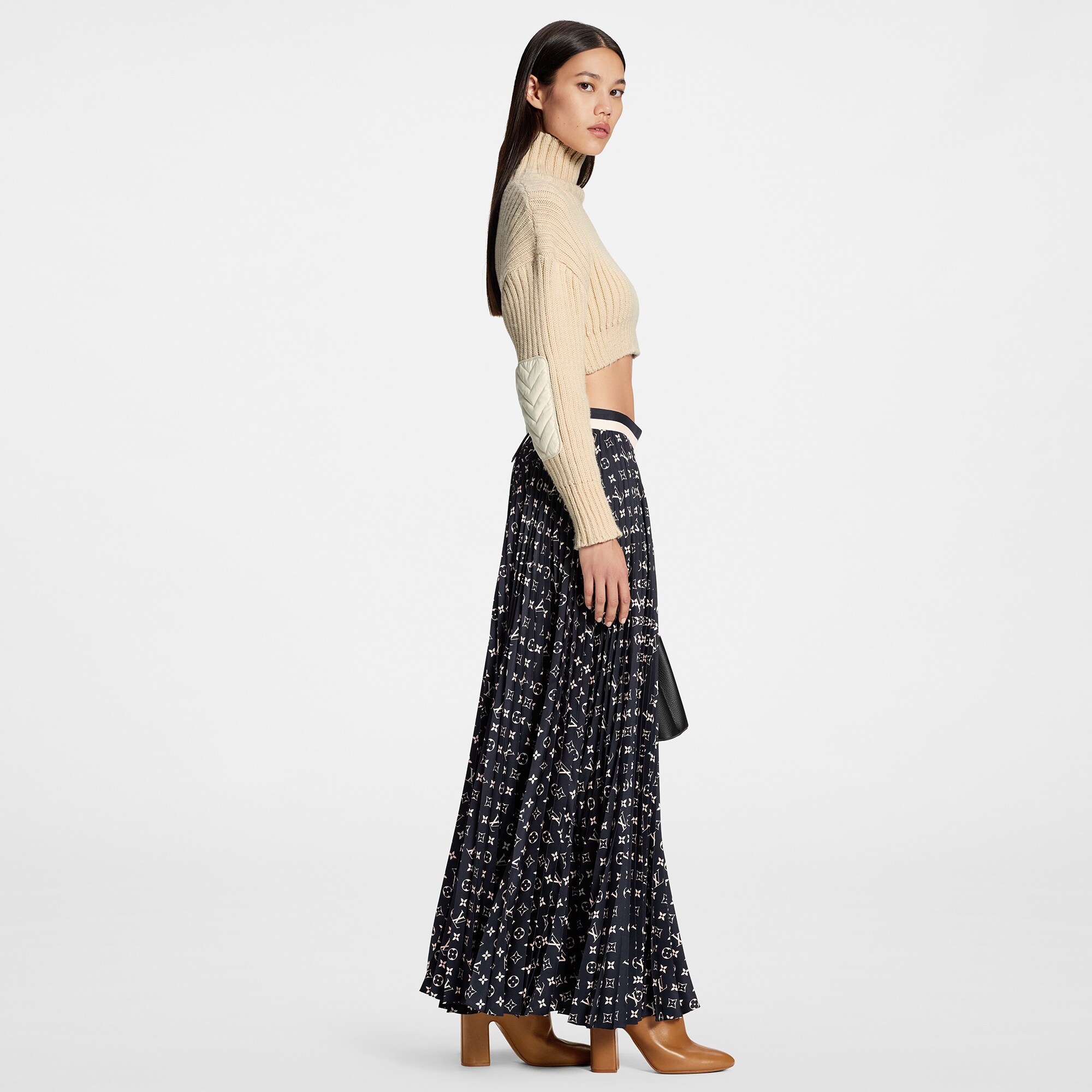  Discontinued Product Obs 7 Saia Plissada com Listras e Monogram | Louis Vuitton ® (Zoom no Produto)