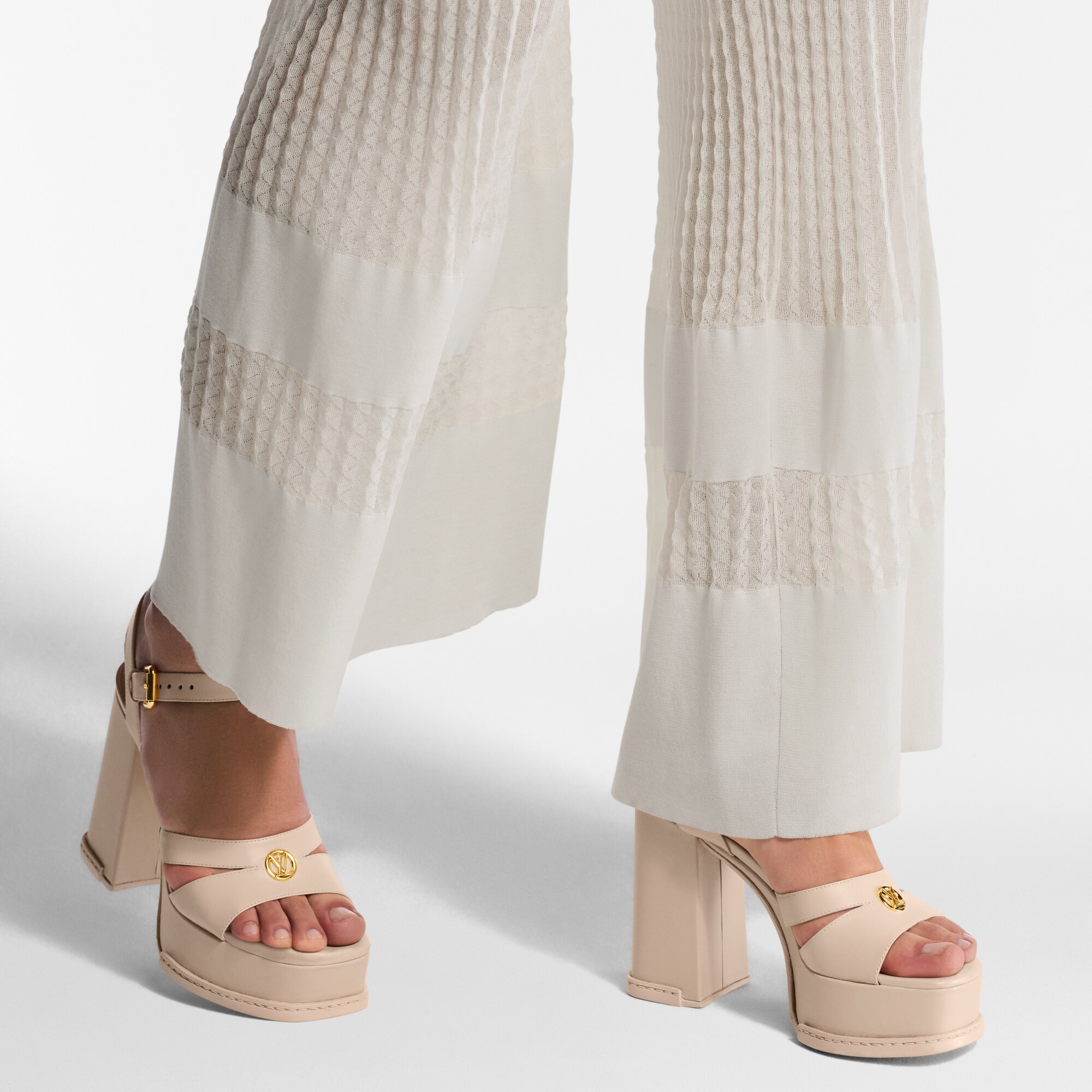  Sapatos Sandálias e Espadrilles Sandália Plataforma Maya | Louis Vuitton ® (Zoom no Produto)