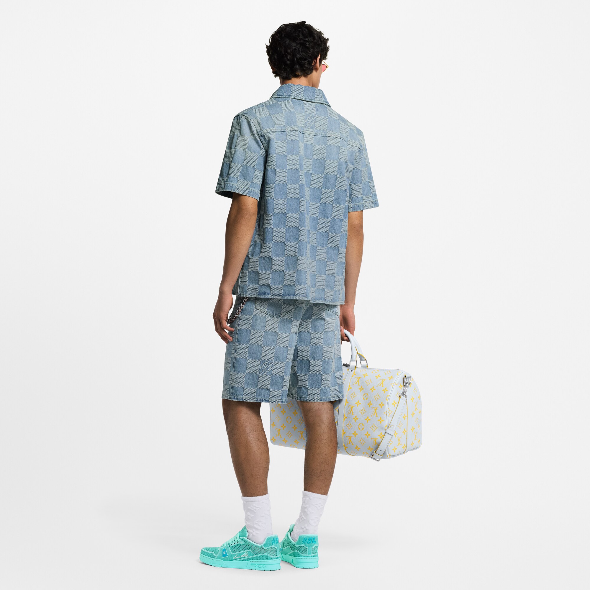  Ready-to-Wear Roupas em Denim Short Jeans Claro com Damier 3D | Louis Vuitton ® (Zoom no Produto)