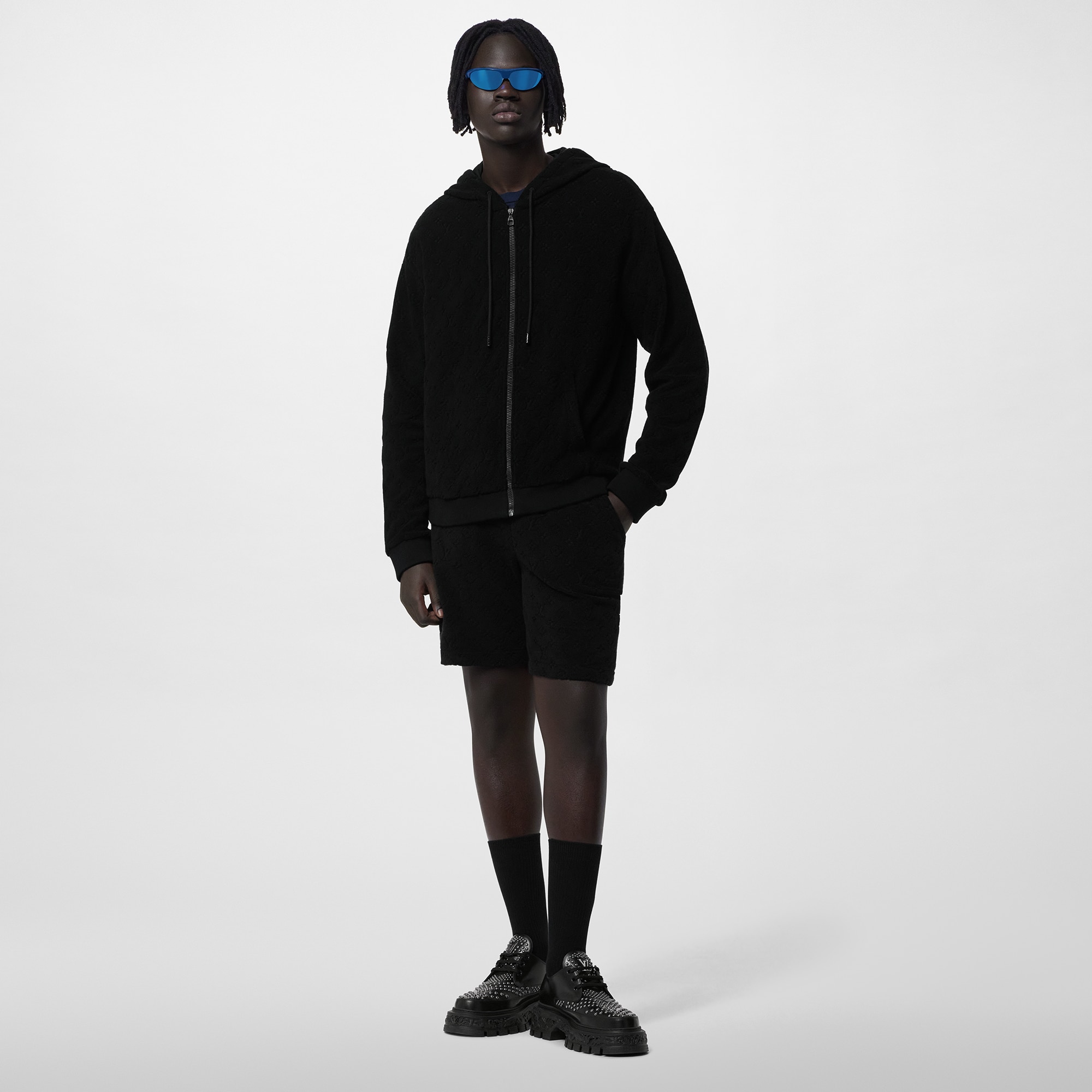  Discontinued Product Obs 12 Short Monogram em Malha Felpuda | Louis Vuitton ® (Zoom no Produto)