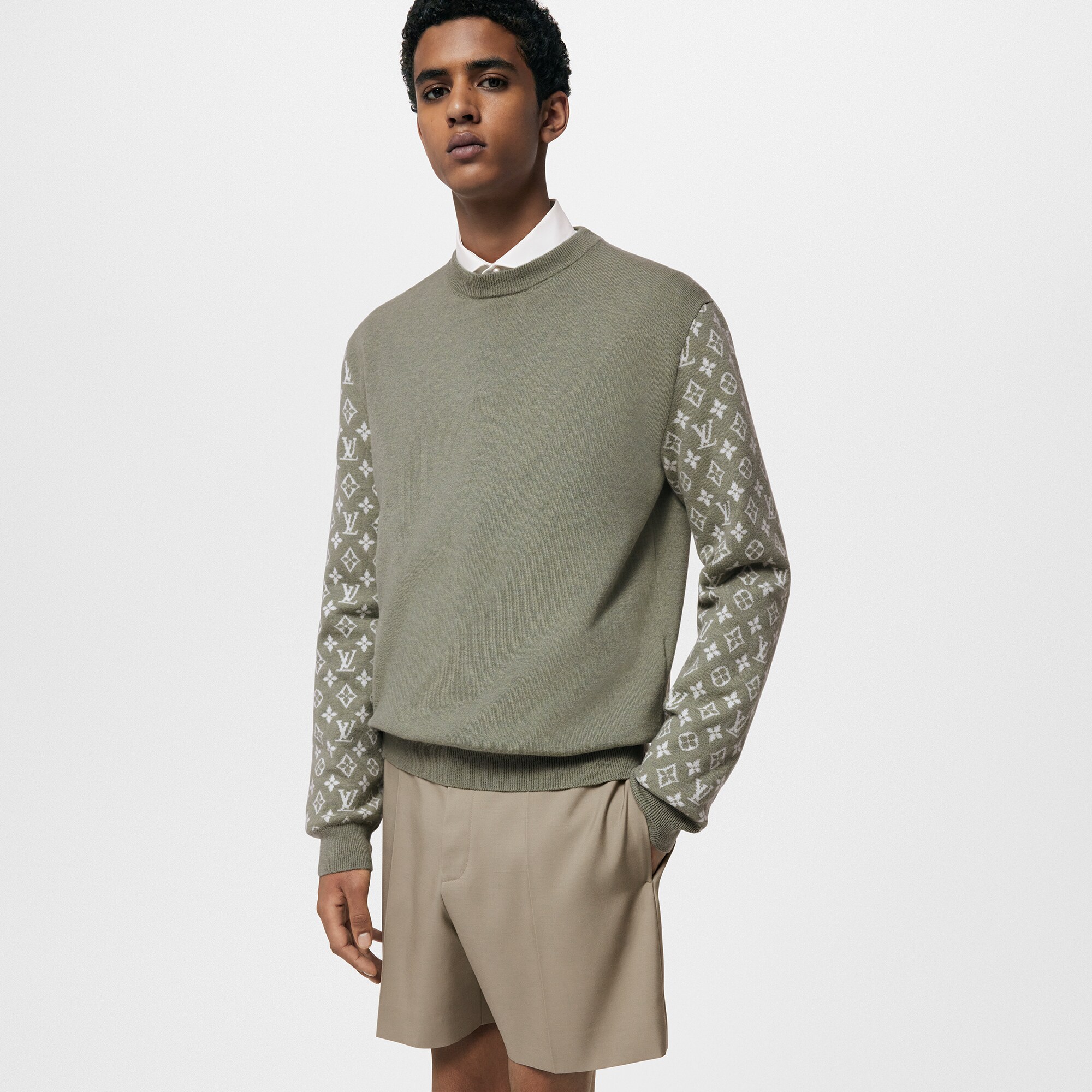  Ready-to-Wear Camisetas e Polos Suéter de Mescla de Cashmere com Mangas Longas e Assinaturas | Louis Vuitton ® (Zoom no Produto)