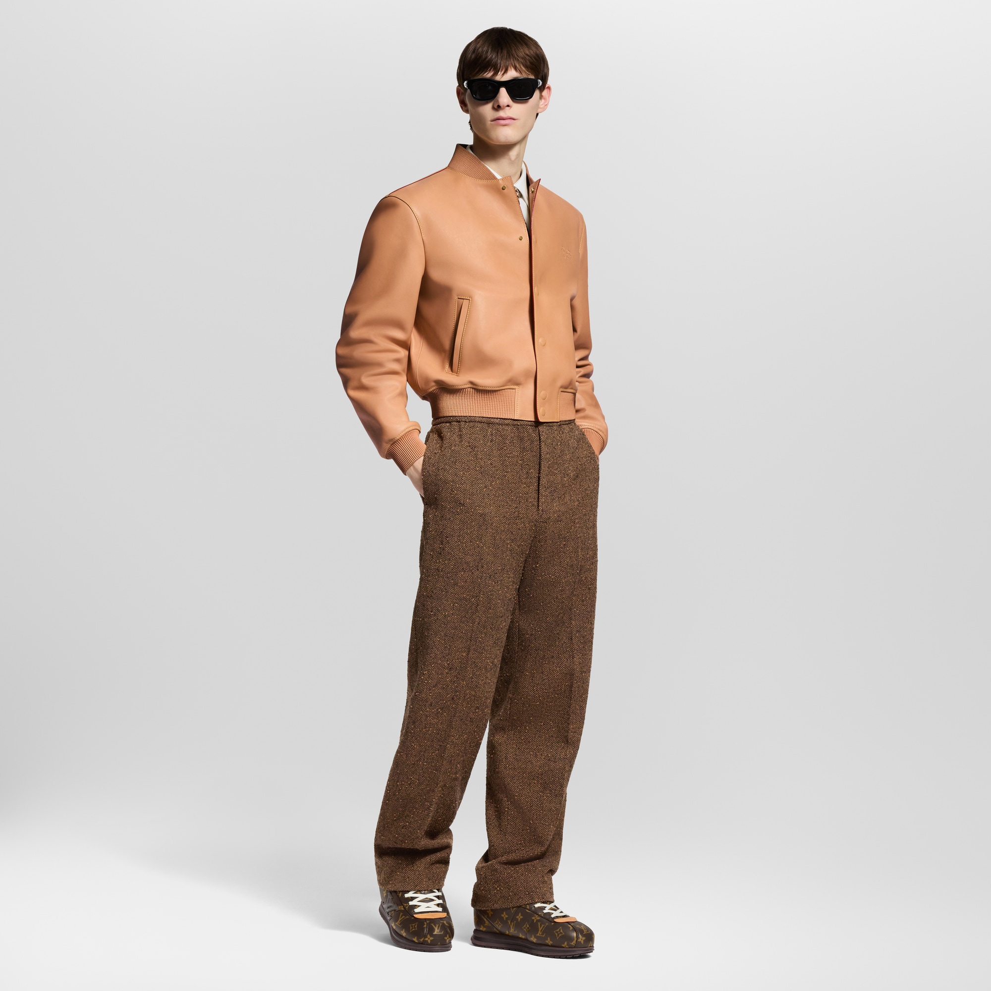  Sapatos Tênis Tênis LV Buttersoft | Louis Vuitton ® (Zoom no Produto)