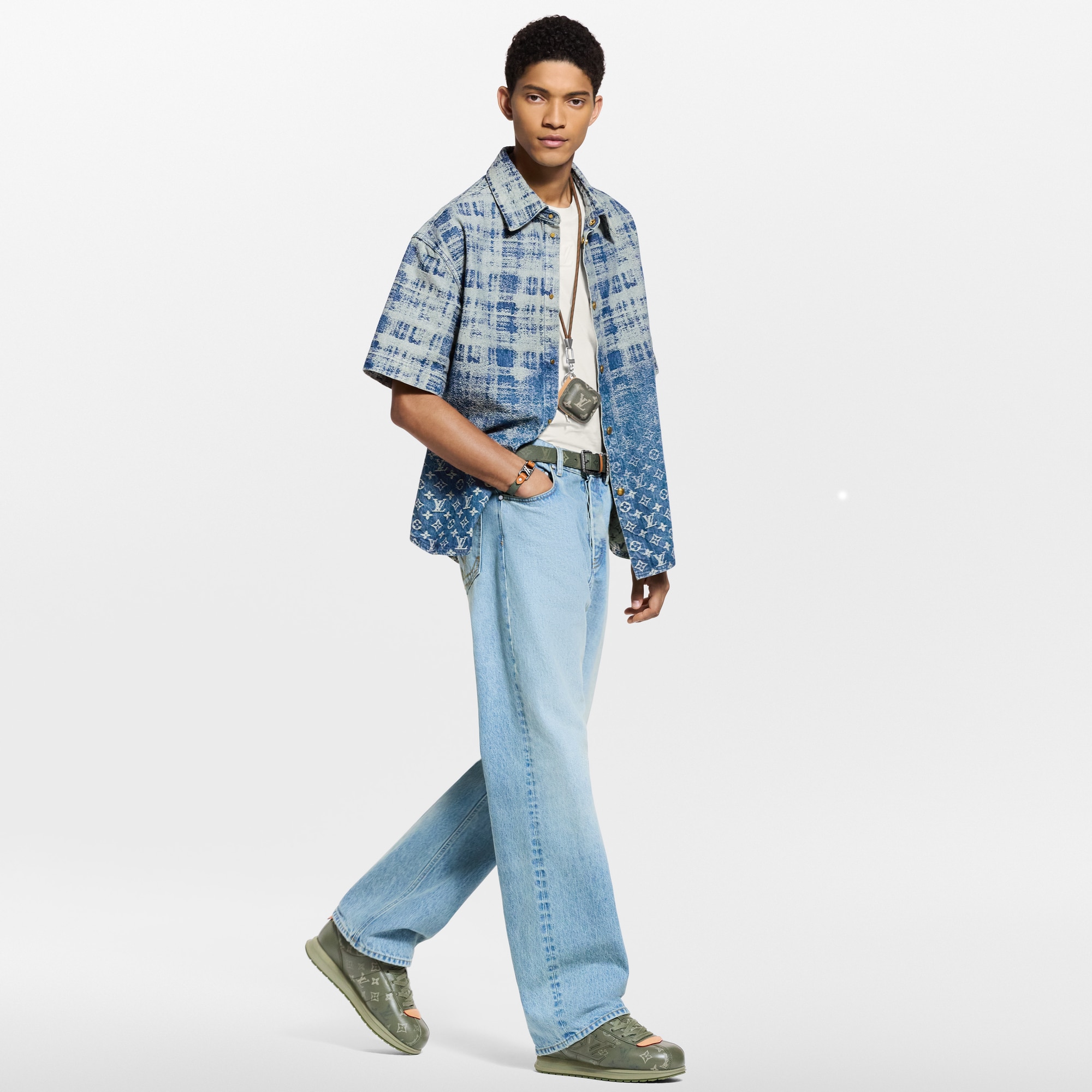  Sapatos Tênis Tênis LV Buttersoft | Louis Vuitton ® (Zoom no Produto)