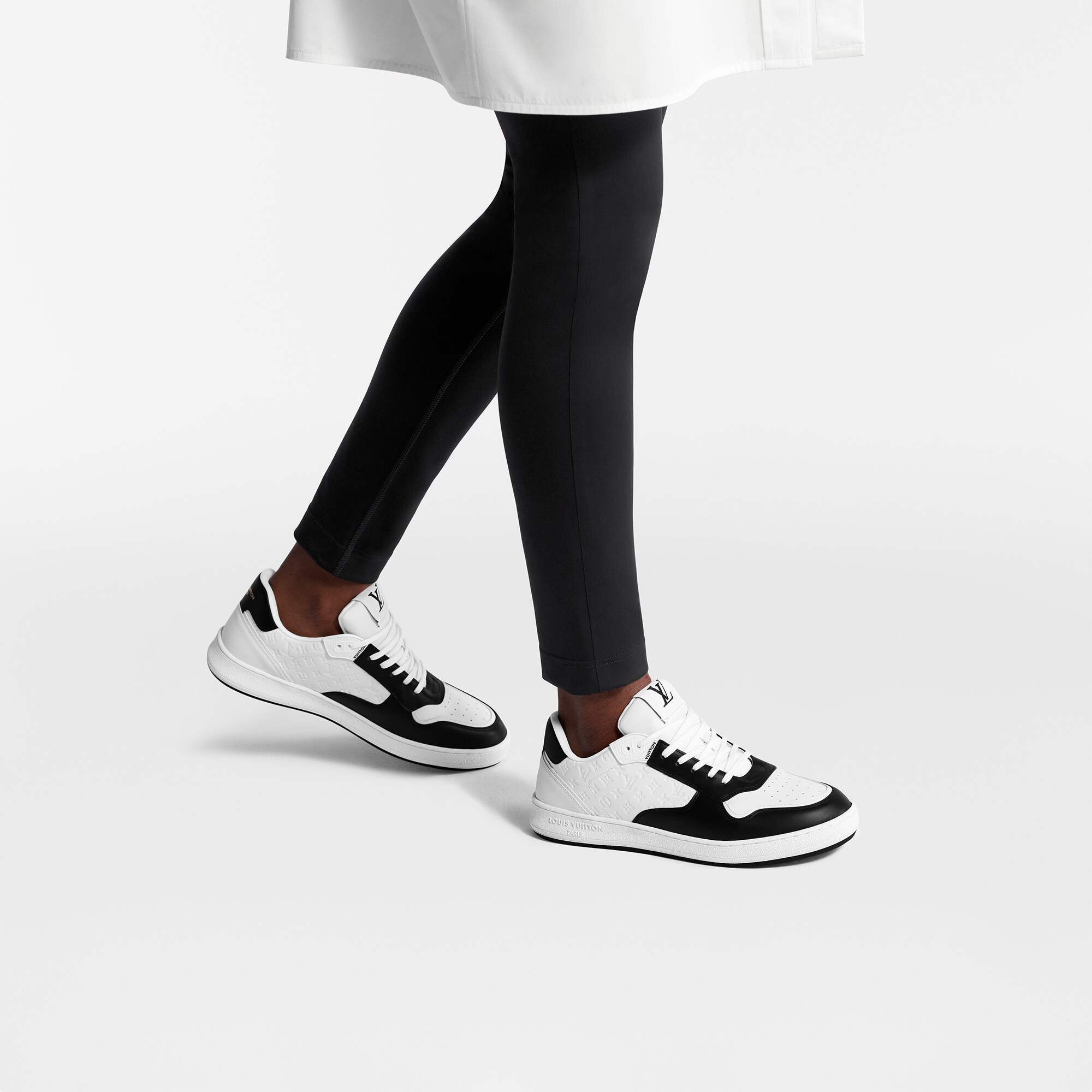  Discontinued Product Obs 16 Tênis LV Stadium | Louis Vuitton ® (Zoom no Produto)