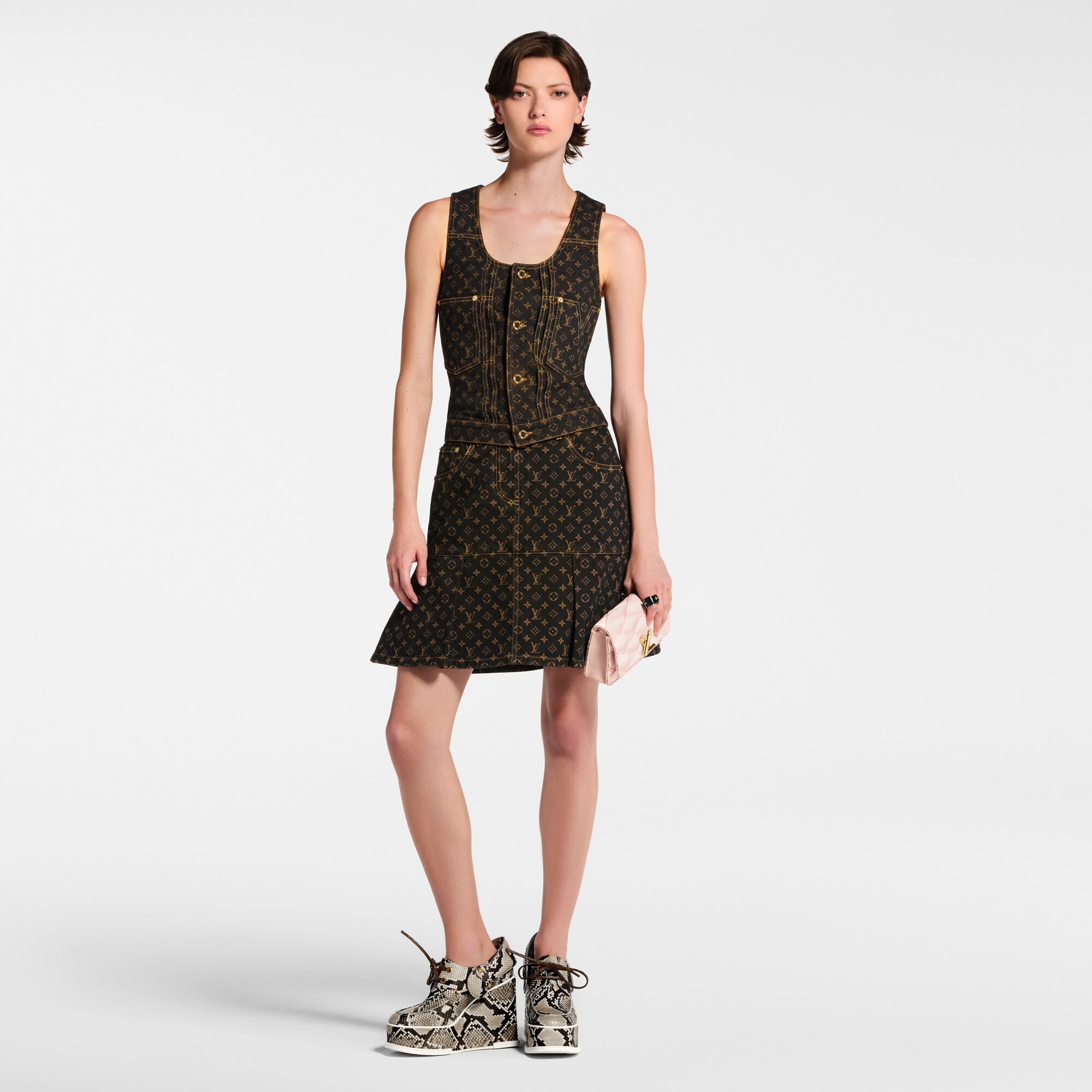  Ready-to-Wear Blusas Top em Jeans Monogram com Botões na Frente | Louis Vuitton ® (Zoom no Produto)