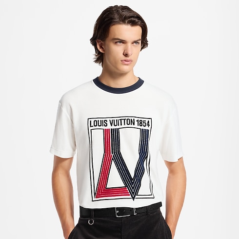 Velvet Graphic Short-Sleeved T-Shirt – Vista Cortada